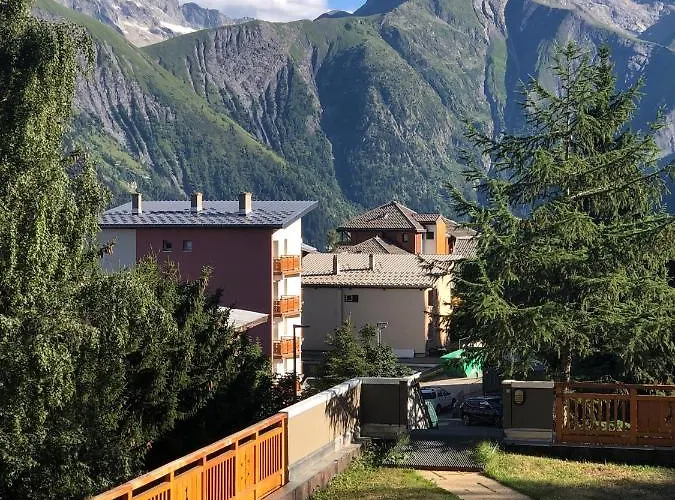 Le Bouquetin - Immeuble Le Pluton *