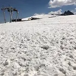 Studio Le Bouquetin - Centre Station Avec Parking Et Wifi Lägenhet Les Deux Alpes